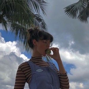 Meet your Posher, Xuân dung